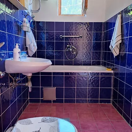 Herzegovinian Hobbiton Vakantiehuis *